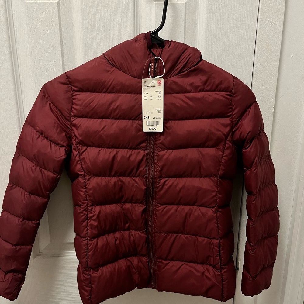 NWT Uniqlo Girls Lightweight Warm Padded Puffer Coat. Size: 7-8. Color: Red